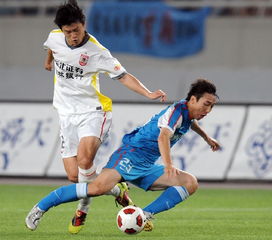 江蘇1 0長春 任航倒地