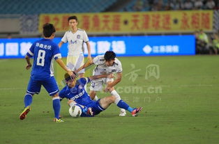 耶夫蒂奇慶祝展示護腿板 球場上空美景壯觀