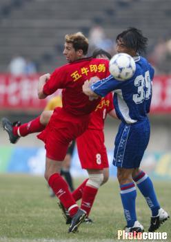 圖文-[甲B]成都主場(chǎng)1-2舜天 舜天結(jié)束九場(chǎng)不勝