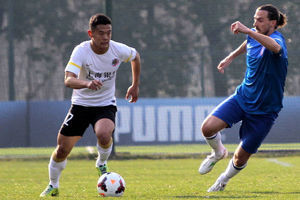 熱身賽-德揚首發孫可傷退 舜天送烏龍大禮0-1申鑫_國內足球-中超_新浪競技風暴_新浪網