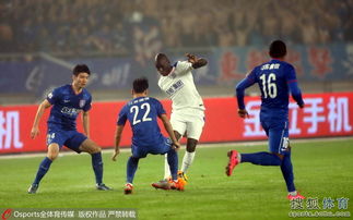 高清 舜天戰申花 卡爾坦森遭飛鏟登巴巴陷重圍