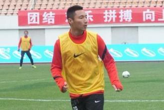 申鑫戰舜天王赟或缺陣,老總稱前八目標不變_虎撲中國足球新聲