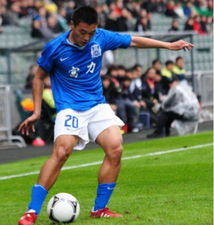 國腳成績 鄭智客串后衛效果差 秦升脾氣需收斂