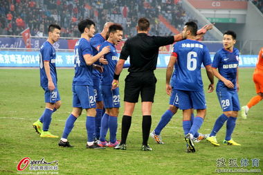 舜天隊員怒了 被連判兩點球圍裁判討說法7305024
